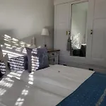 Balthazar Iphofen, Ohne Fruehstueck, Naehe Marktplatz, Knauf Gips Kg Und Connekt, Weingut Wirsching, Tv Mirroring 55