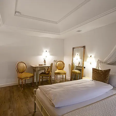 Ξενοδοχείο με διαμερίσματα Balthazar Apartment Iphofen, Klimatisiert, Naehe Marktplatz, Knauf Gips Kg Und Connekt Kitzingen, Vdp Weingut Wirsching, Tv Mirroring 55