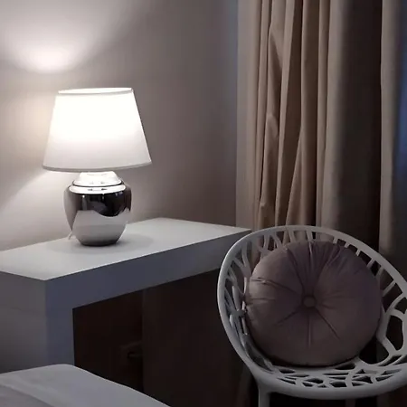 Aparthotel Balthazar Iphofen, Klimatisiert, Naehe Marktplatz, Knauf Gips Kg Und Connekt Kitzingen, Vdp Weingut Wirsching, Tv Mirroring 55